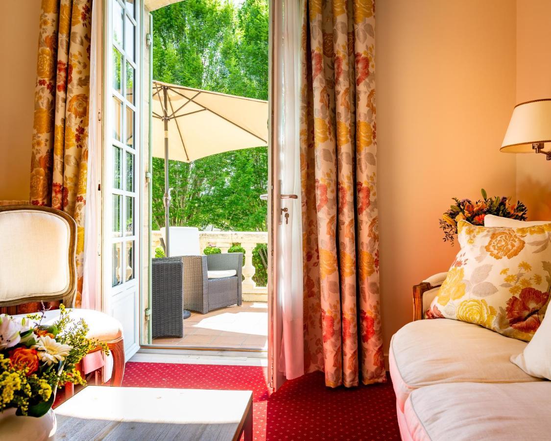 Hotel Restaurant Le Centenaire Les Eyzies Екстер'єр фото
