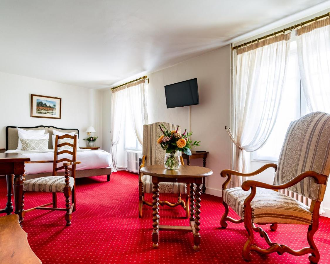 Hotel Restaurant Le Centenaire Les Eyzies Екстер'єр фото